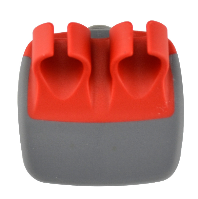 Creative finger fruit peeler