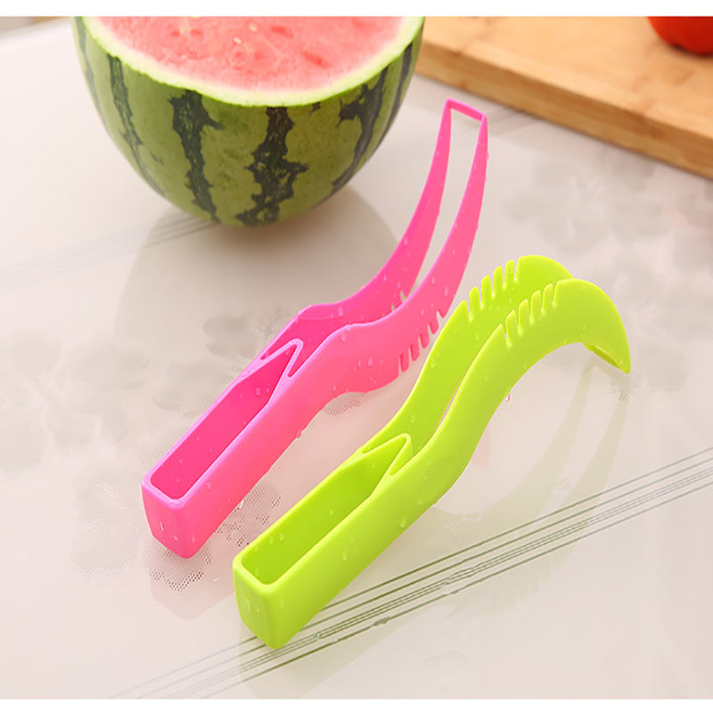 Fruit cutting watermelon cutter