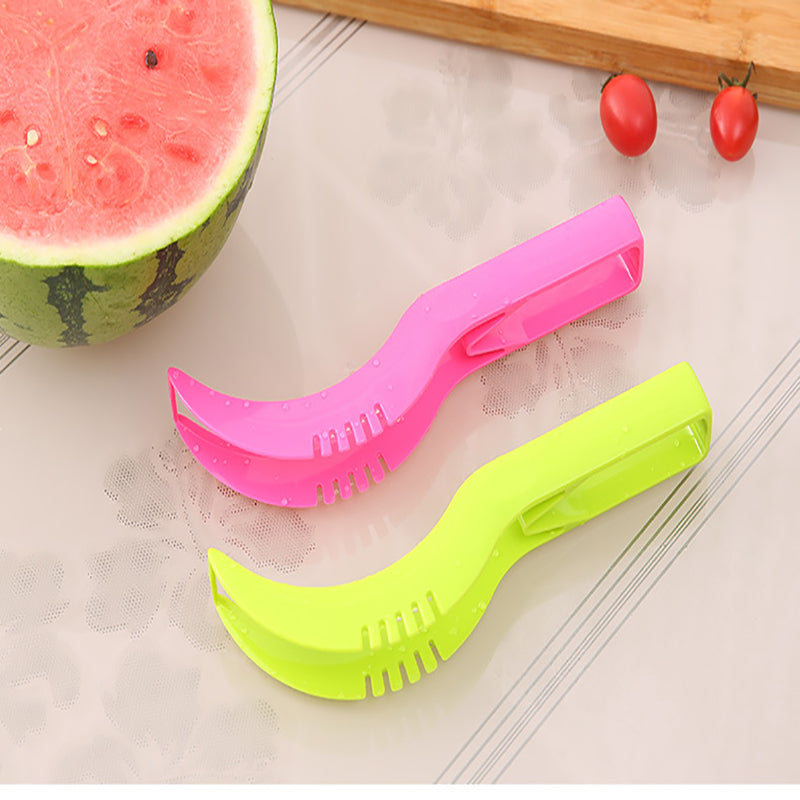 Fruit cutting watermelon cutter