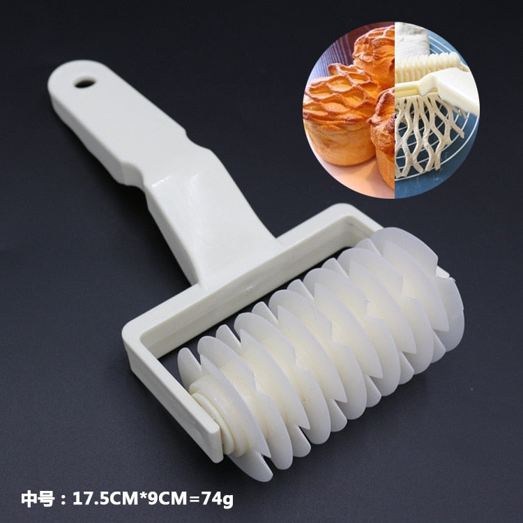 Plastic Mesh Cutter Dough Roller