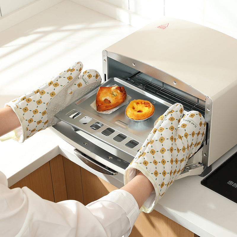 Anti-Scalding Microwave Cotton Non-Slip Insulation Gloves Oven Mitts