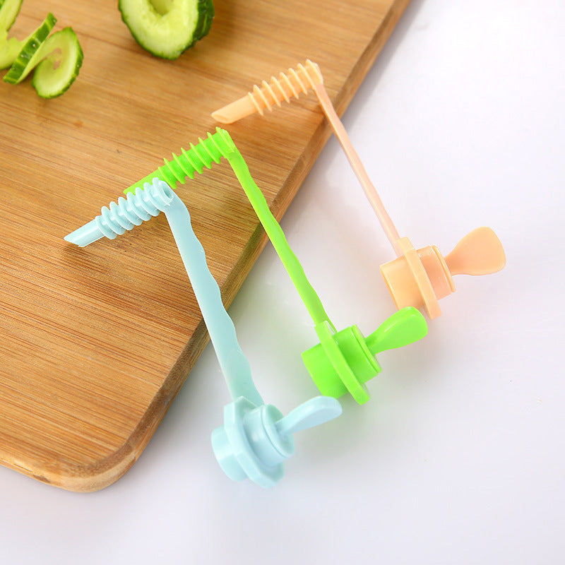 Creative fruit and vegetable curler manual cucumber slicer