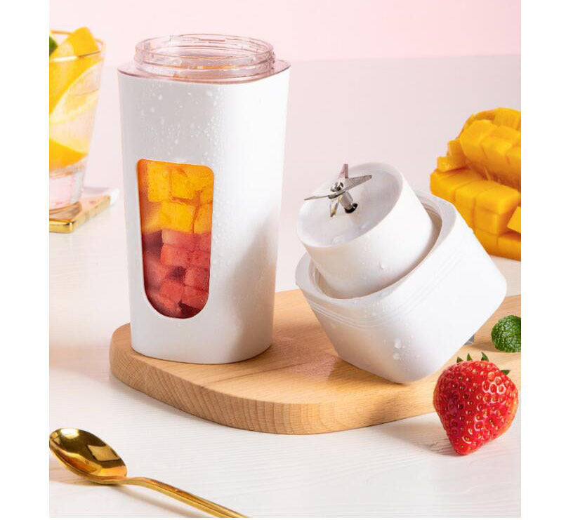 Household Mini Juicer Small Portable Electric Juicer