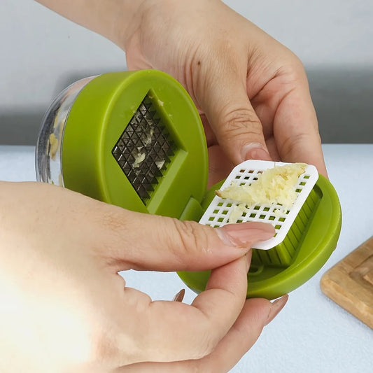 1PC Mini Manual Press Garlic Chopper Handheld