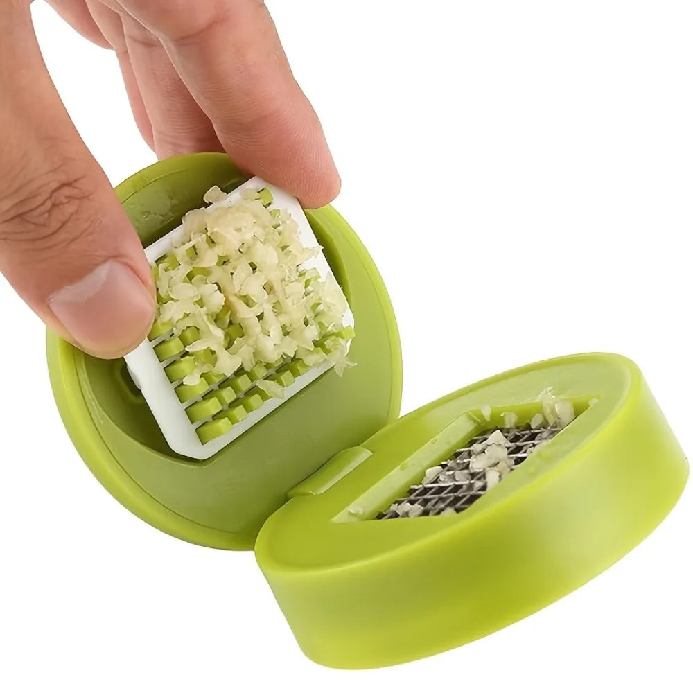 1PC Mini Manual Press Garlic Chopper Handheld