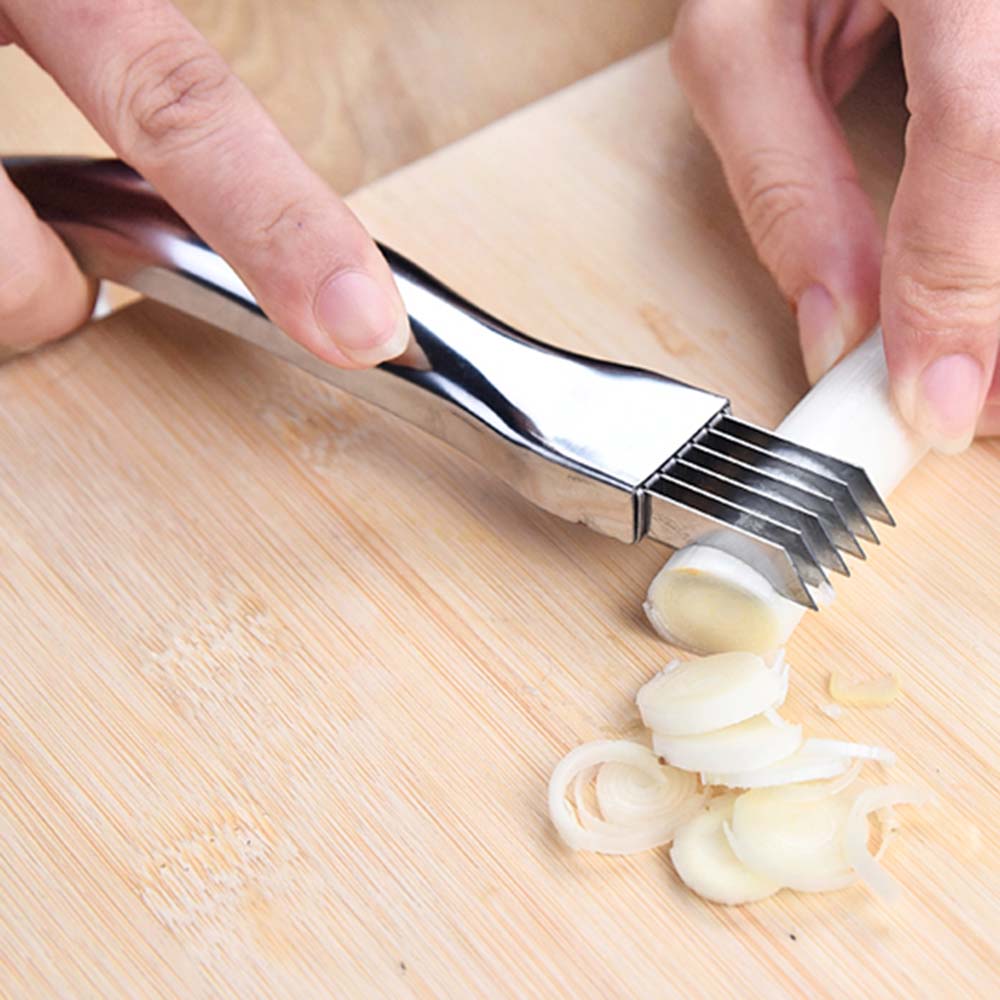 Sharp Stainless Steel Kitchen Onion Cutter