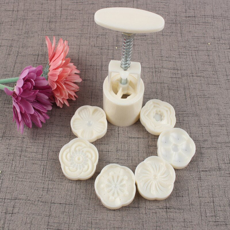 Hand Pressure Snowy Moon Cake Mold