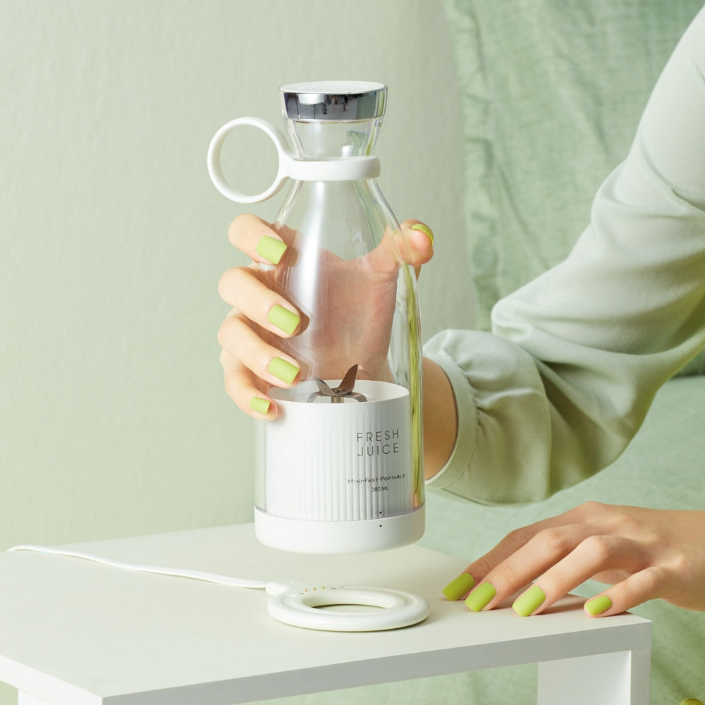 Mini Handheld Mixer Juicer Machine Milkshake