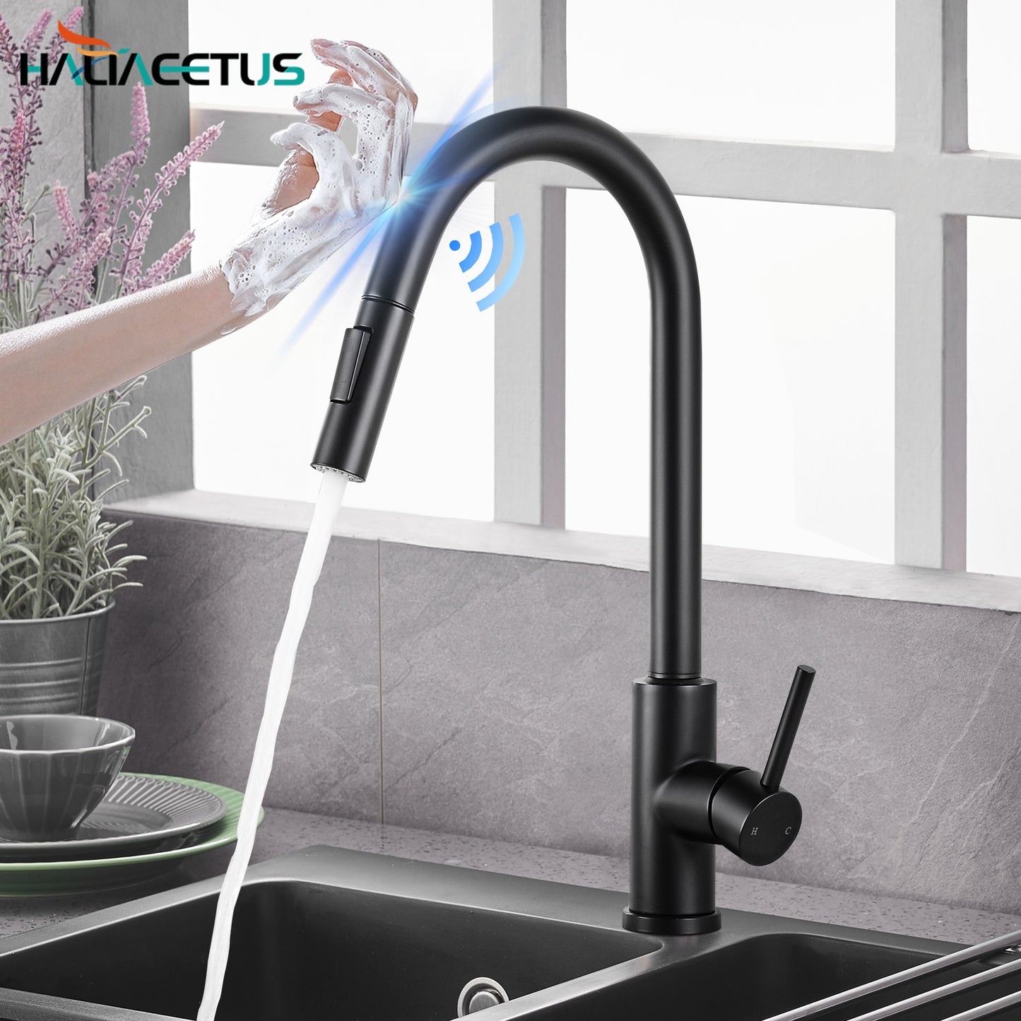 Kitchen Faucets Smart Sensor Pull-Out Hot and Cold Water